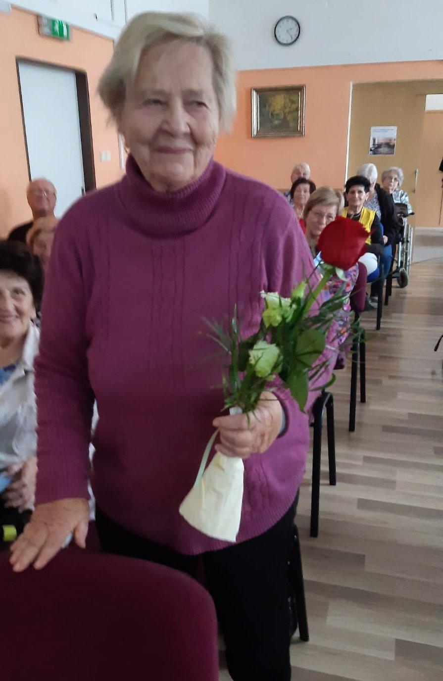 K1600_1762521345084A